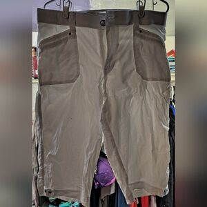 Lee white capris size 14 petite